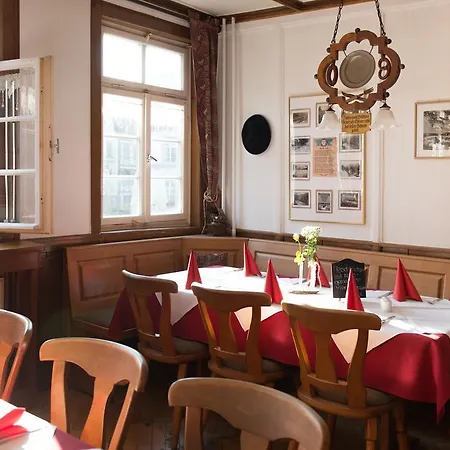 Gasthof Sonne 호텔 3*